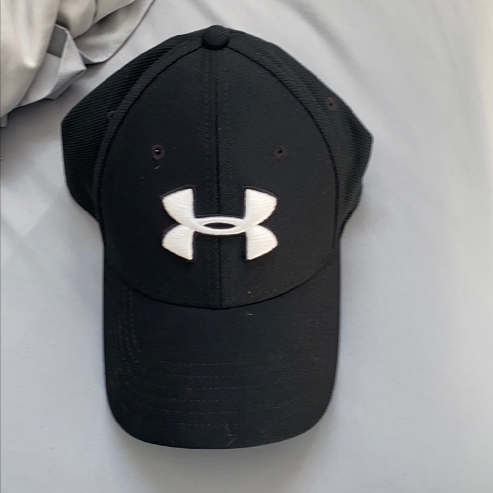 Under armour baseball cap